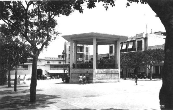 La place de Saint Eugène